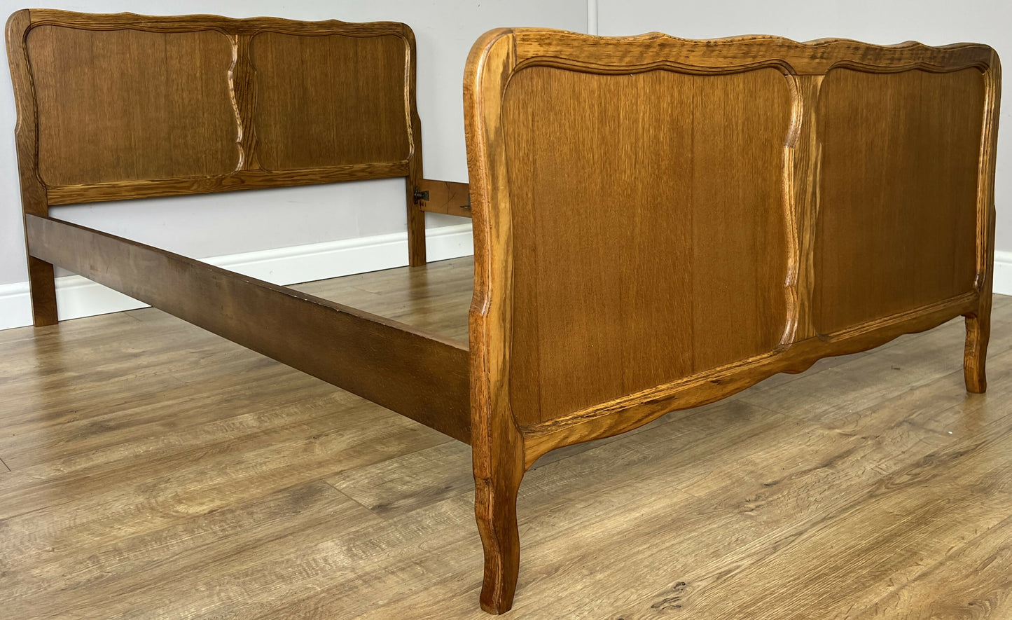 Bed Vintage French Louis XVI Double Bed Frame Oak Carved Headboard LOT 6396