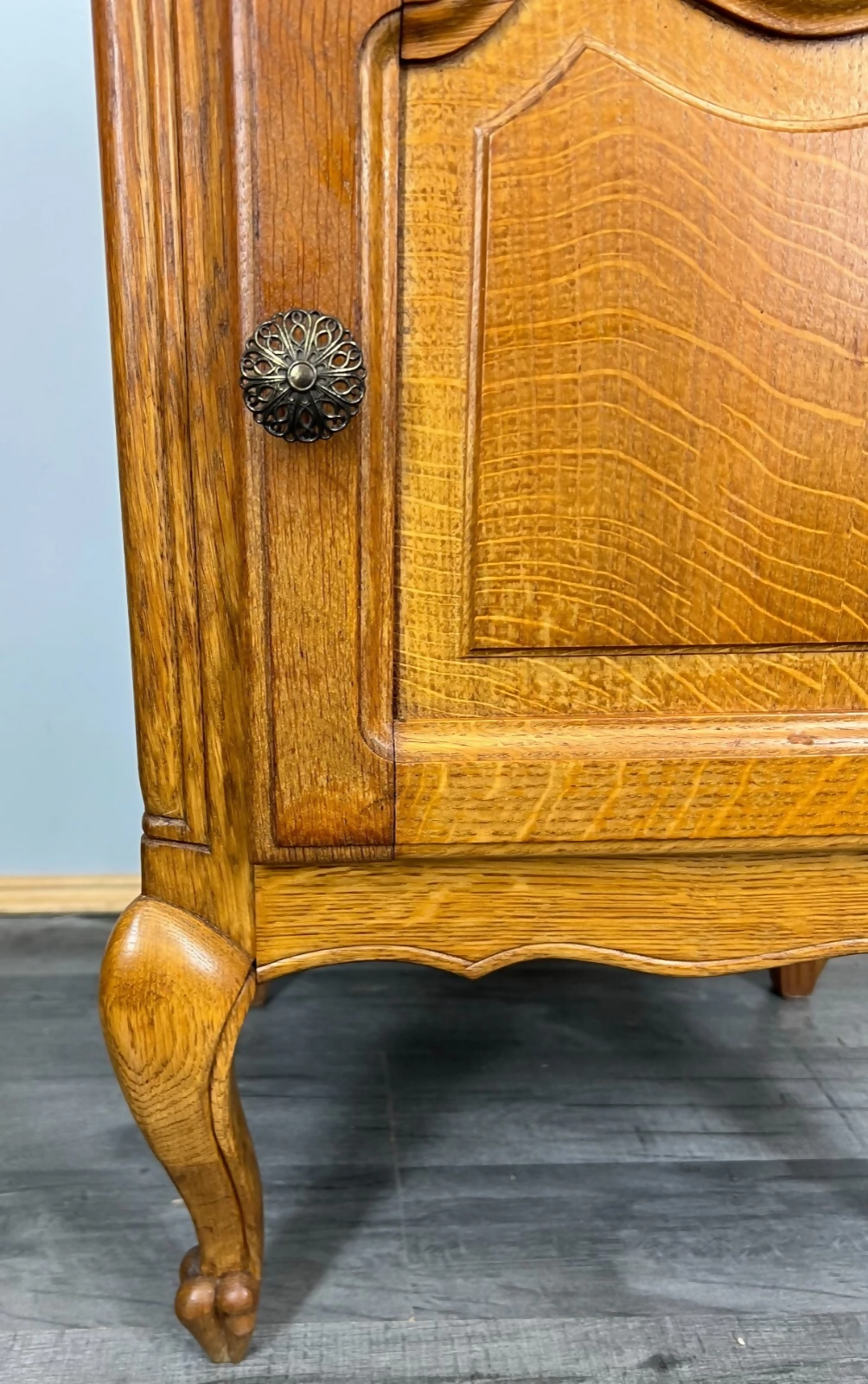 Pair of Bedside Tables Vintage French Oak Cabinets Carved Nightstands LOT 3726