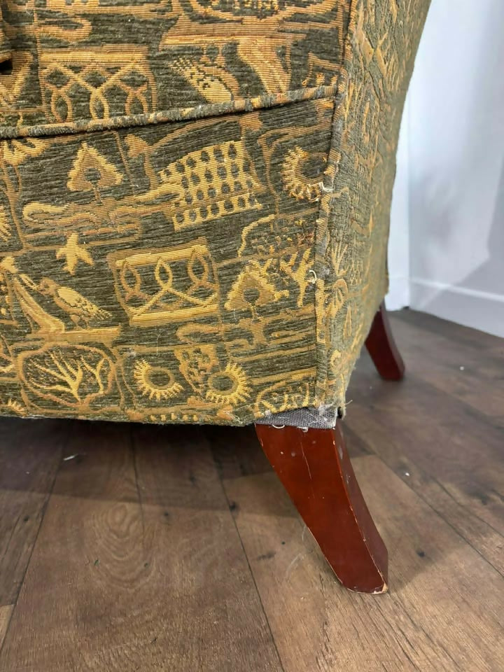 Antique Style Green armchair