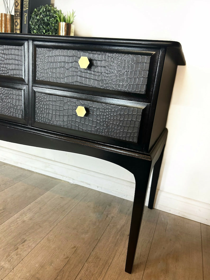 Sleek Stag Black Sideboard console table/dressing table/ TV media