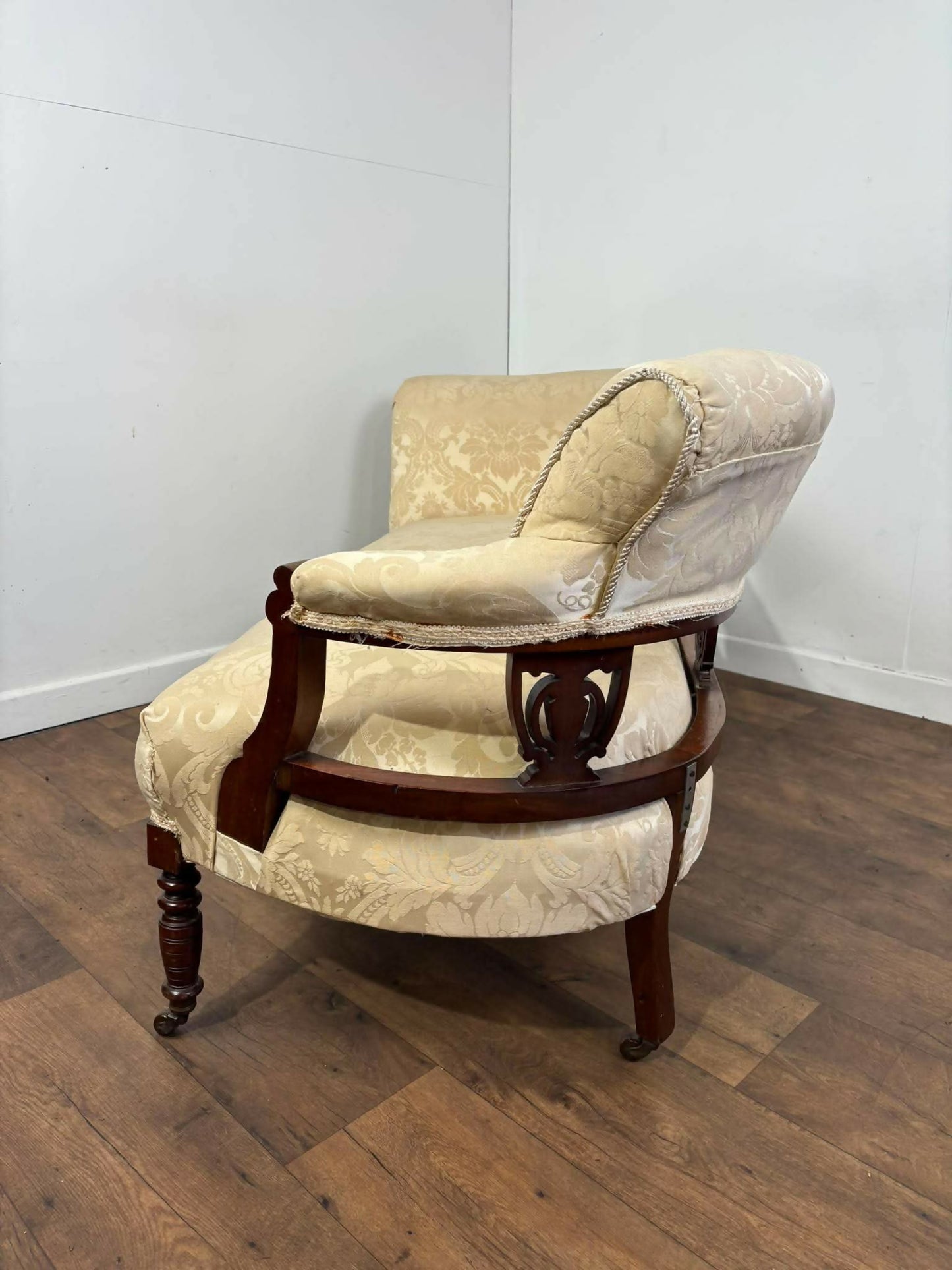 Victorian Mahogany Chaise Longue