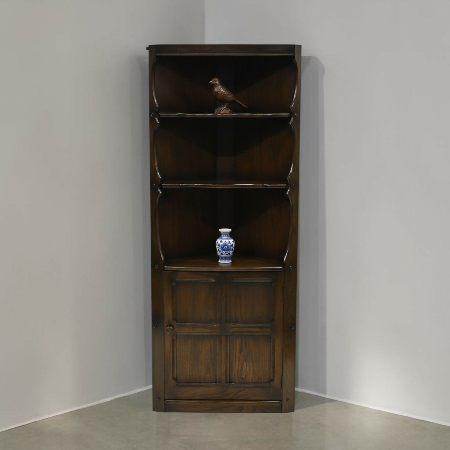 Ercol Elm Corner Cabinet Display Unit With Cupboard EXC FREE UK Delivery