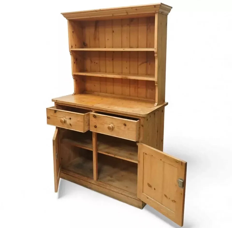 Solid Pine Traditional Country Kitchen Dresser Good Condition UK Delivery