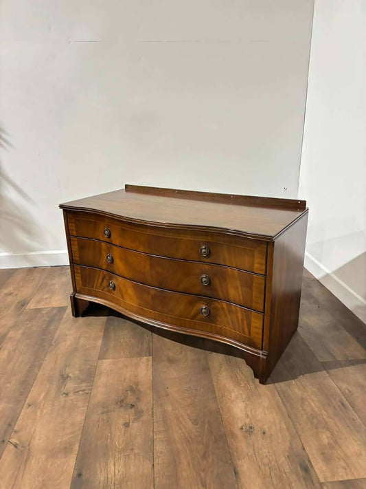 Reproduction Mahogany Serpentine Fronted Three Drawer Chest