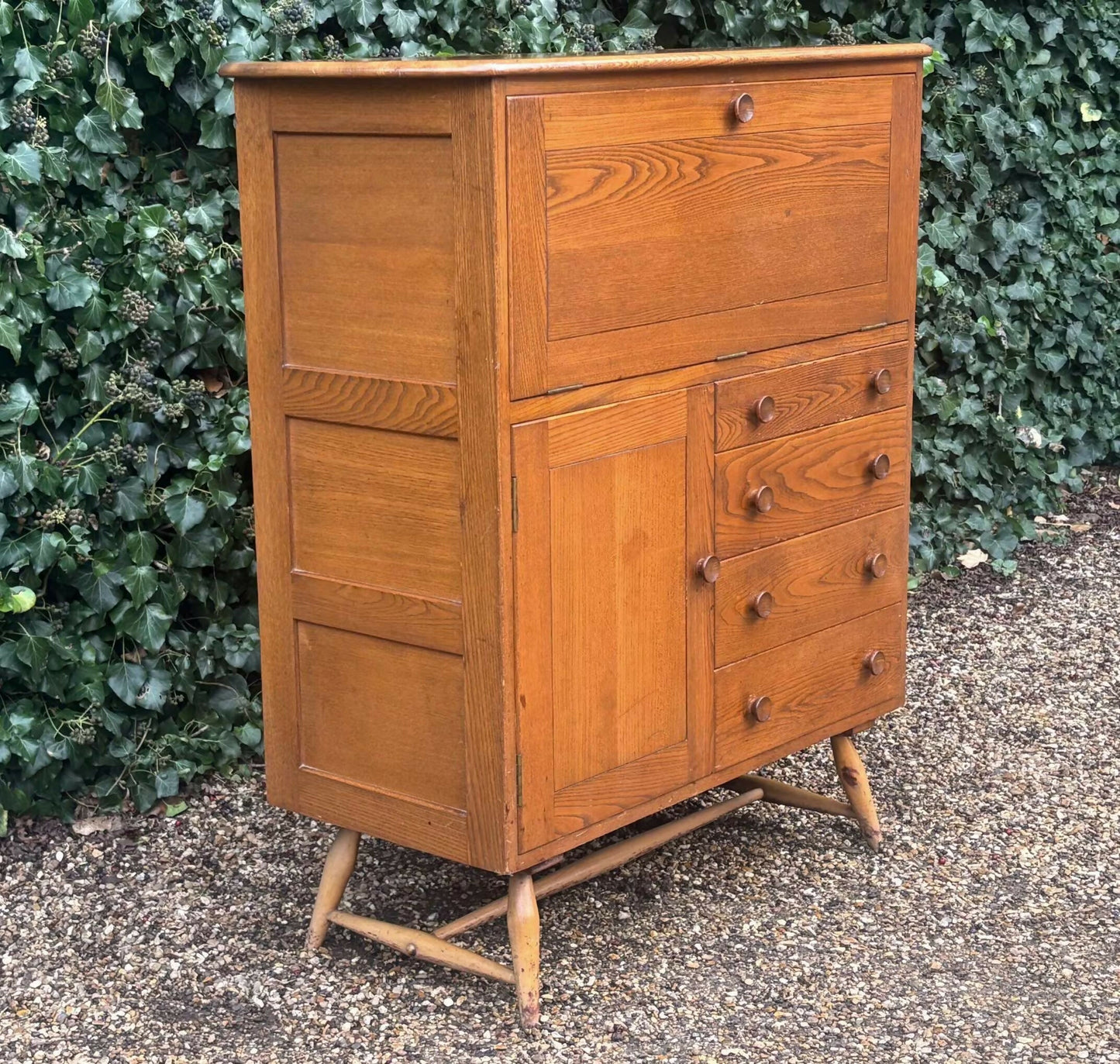 Vintage 1950's Ercol 330 Serving Drinks Cocktail Cabinet
