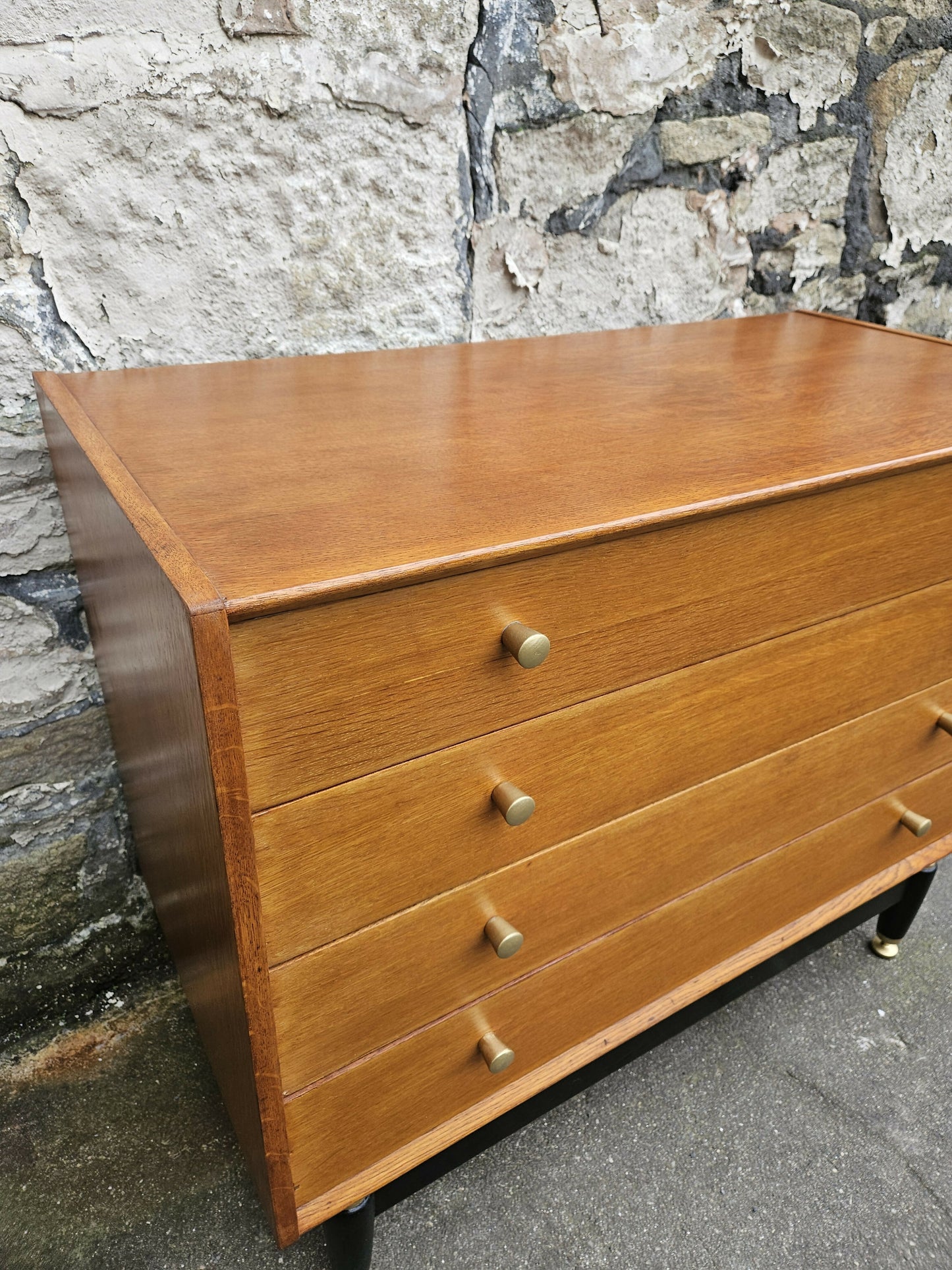 G Plan Brandon Range Four Drawer Chest Of Drawers In Oak With Ebonised Detailing