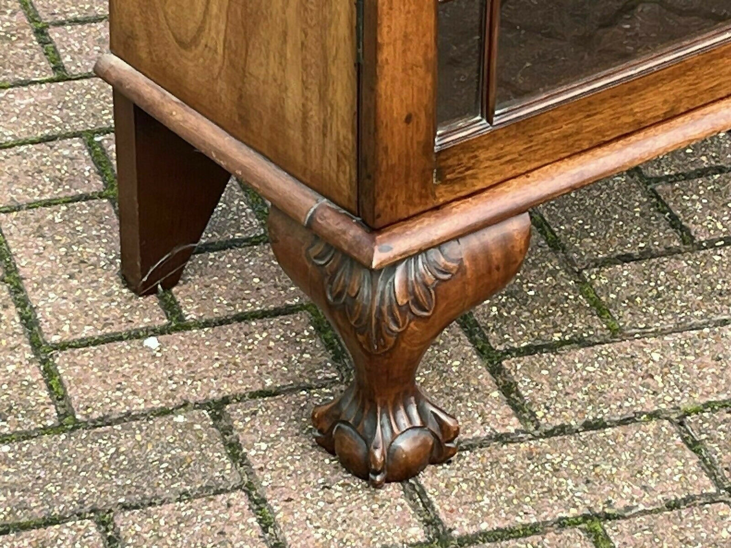 Vintage Mahogany Bookcase Display Cabinet With Adjustable Shelves