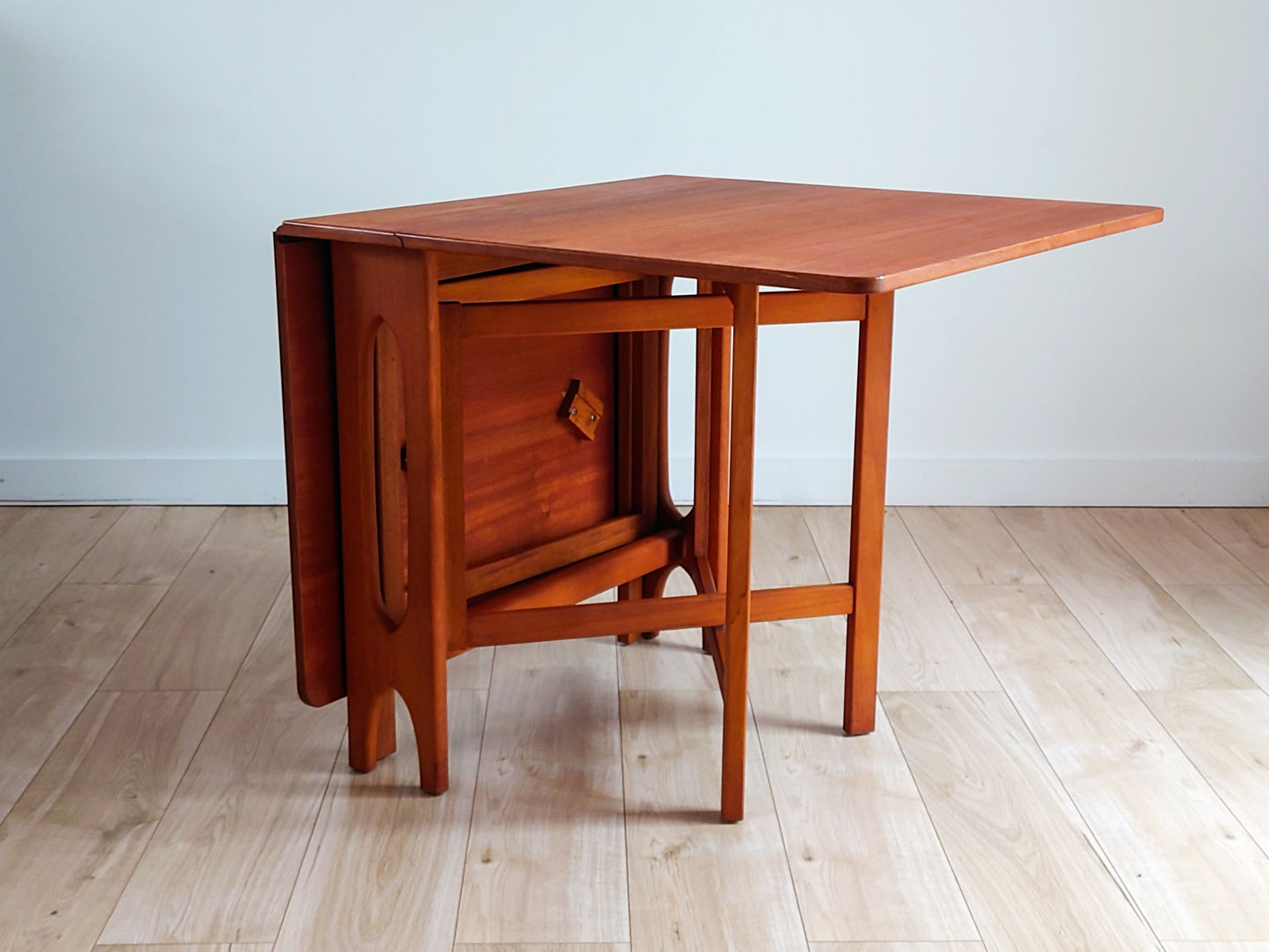 Mid century retro drop leaf dining table by Jentique