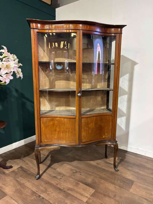 Edwardian Mahogany Serpentine Fronted Display Cabinetcc