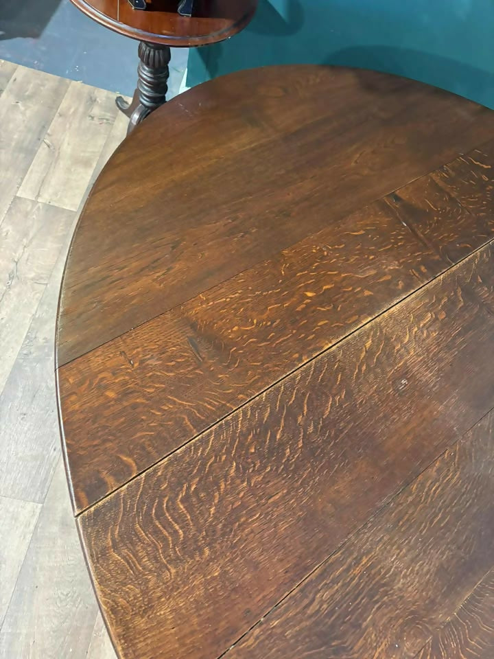 Large Oak Dropleaf Dining Table On Turned Legslk