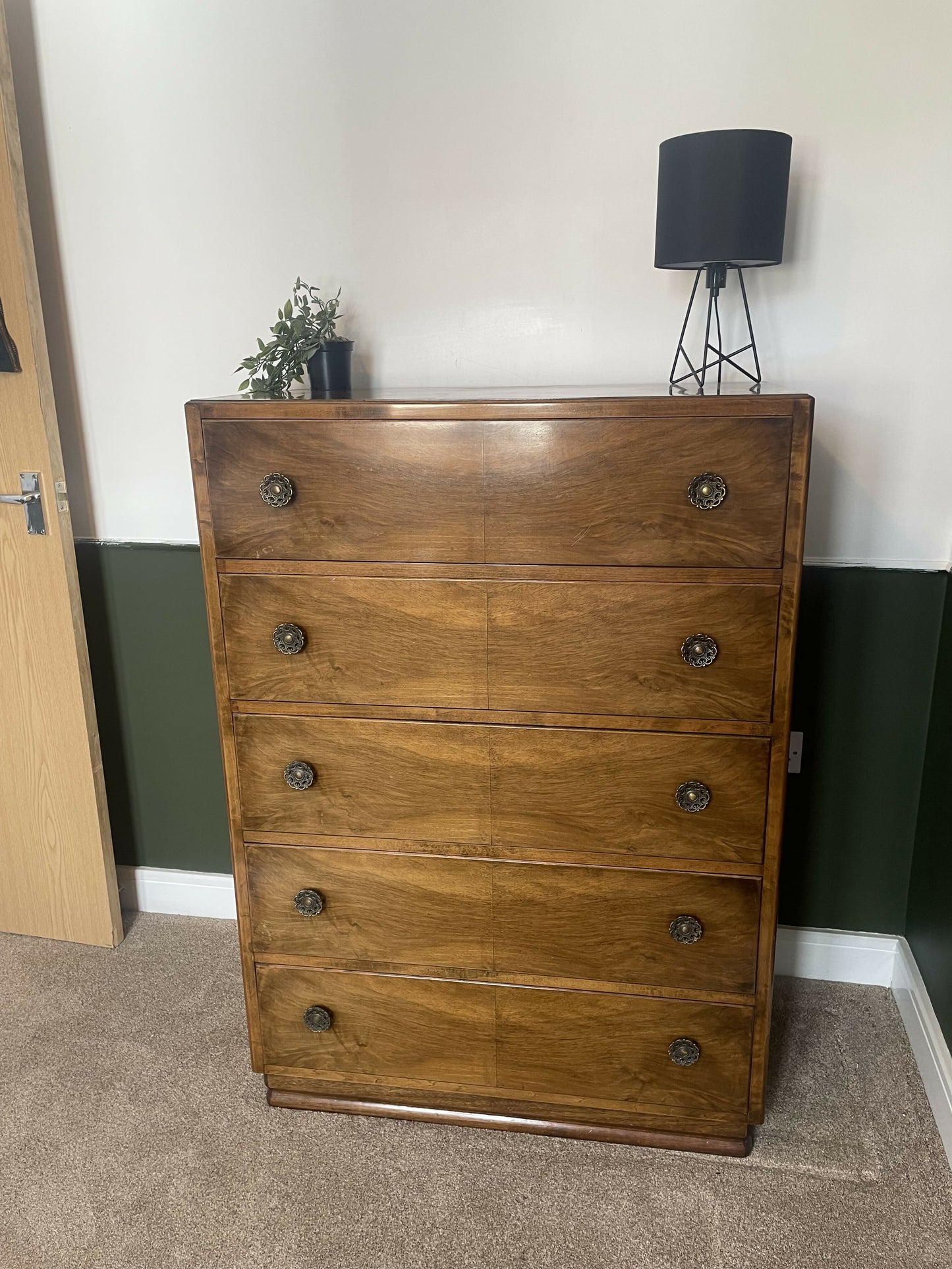 Harris Lebus, Vintage Mid Century Chest of Drawers / Tallboy – 5 Drawer – Beautiful Figured Wood Veneer – 1950s Style