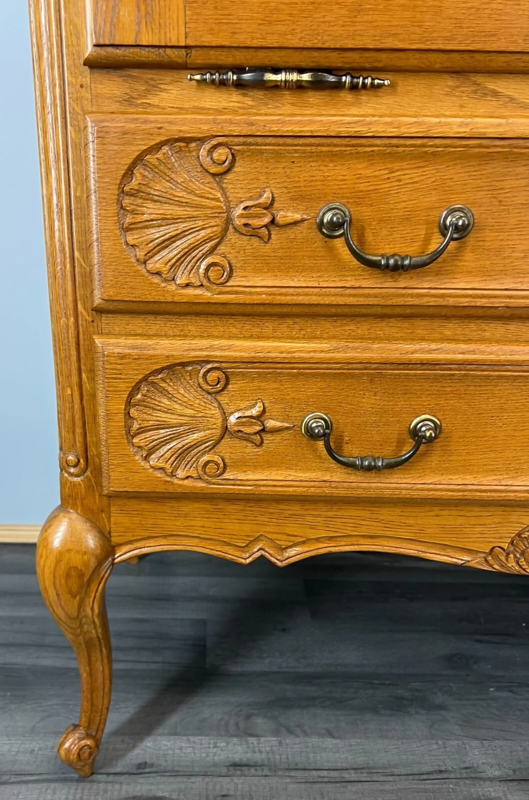 Cabinet Vintage French Louis XIV Style Bureau Sideboard Carved Cupboard LOT 3551