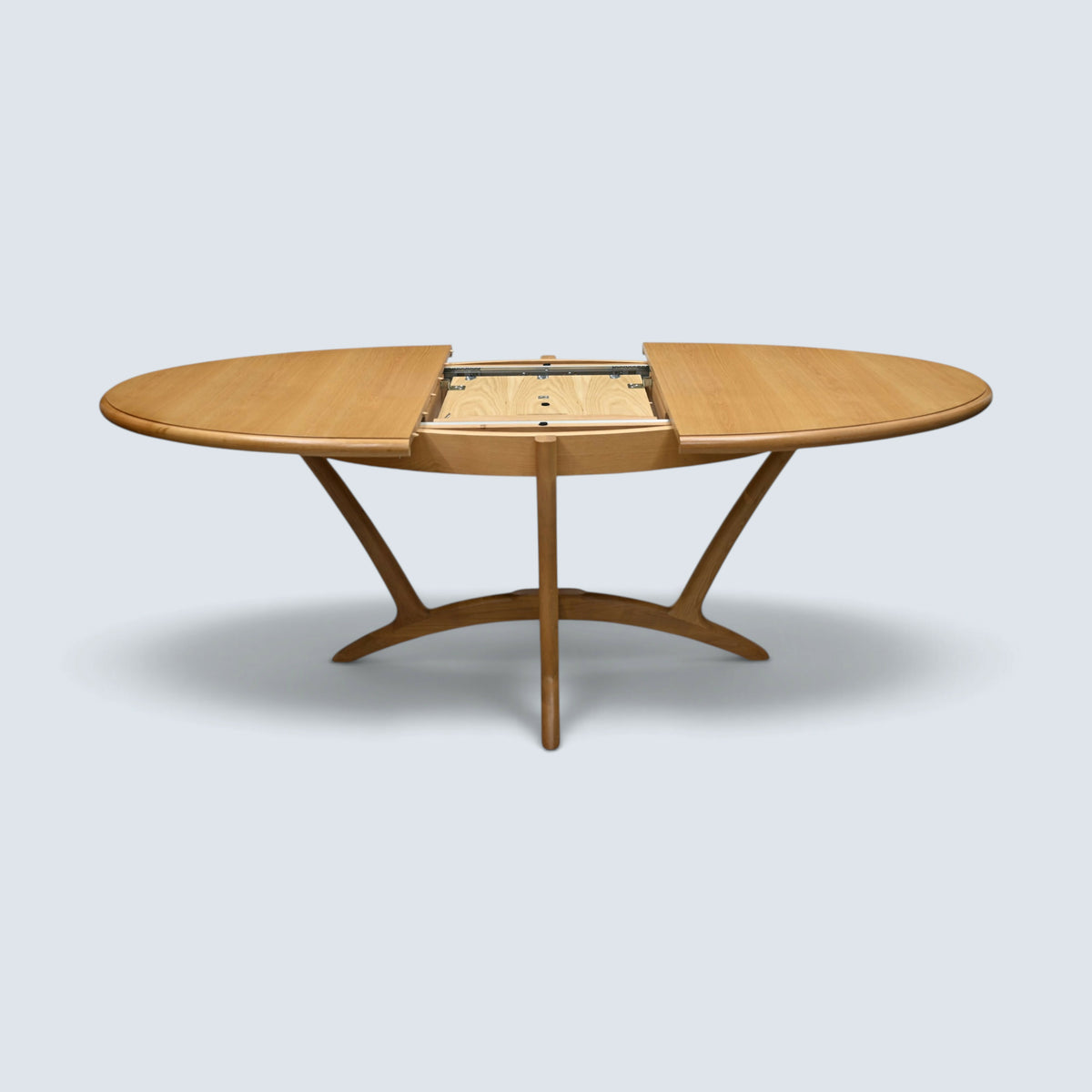 Winsor Stockholm WN218 Oak Oval Extending Dining Table FREE UK Delivery