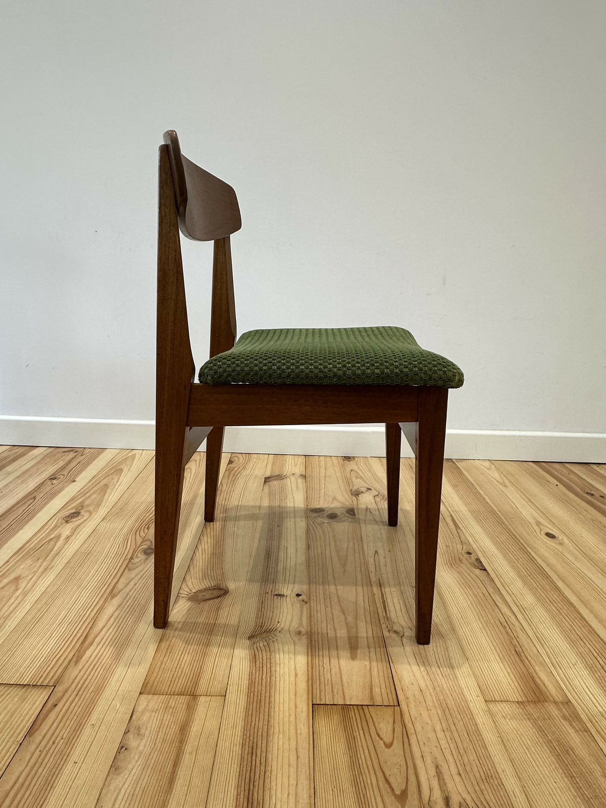 Danish Teak Dining Chairs by Korup Stolefabrik 1960s Mid Century Modern Set of 4 Chairs