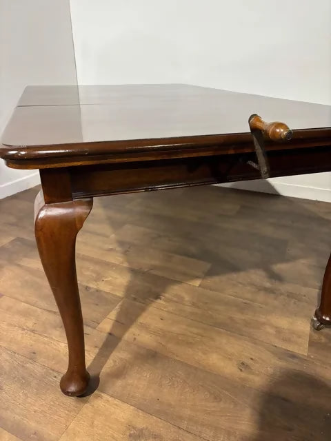 Edwardian Mahogany Wind-Out Extending Dining Table