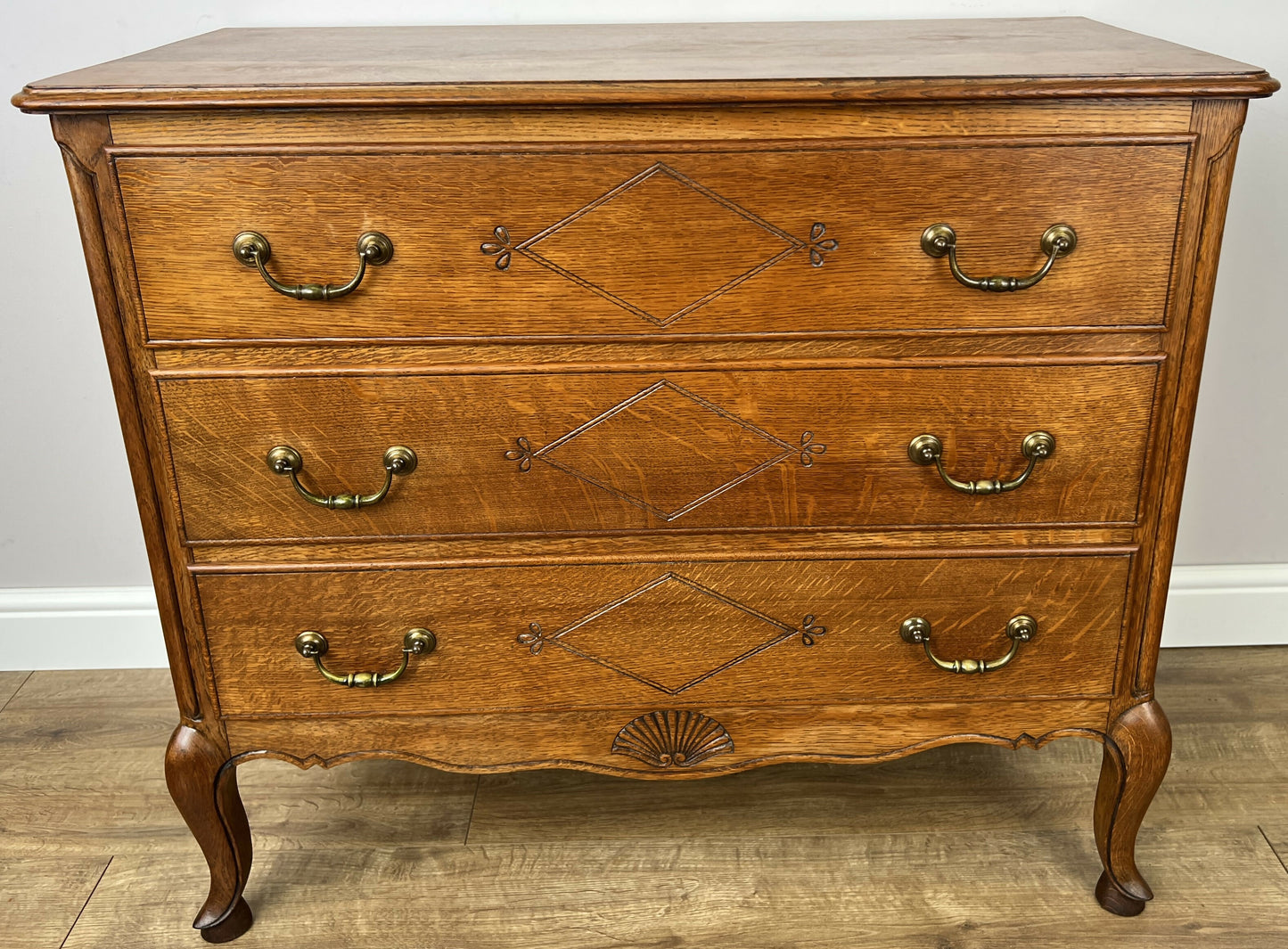 Chest of Drawers Vintage French Louis Oak 3 Drawers Carved Cabinet LOT 6261