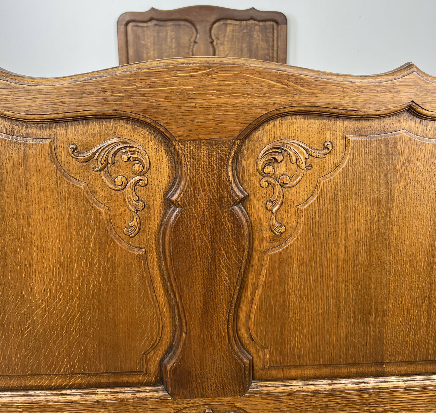 Bed Vintage French Louis XVI Oak Single Bed Frame Carved Headboard LOT 6389