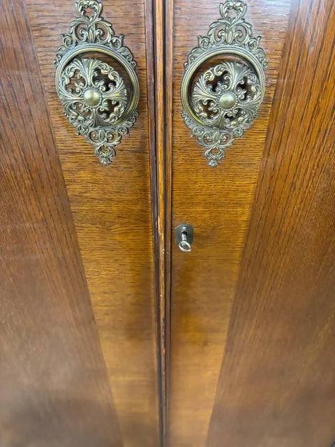 Vintage Oak Fitted Gents Wardrobe