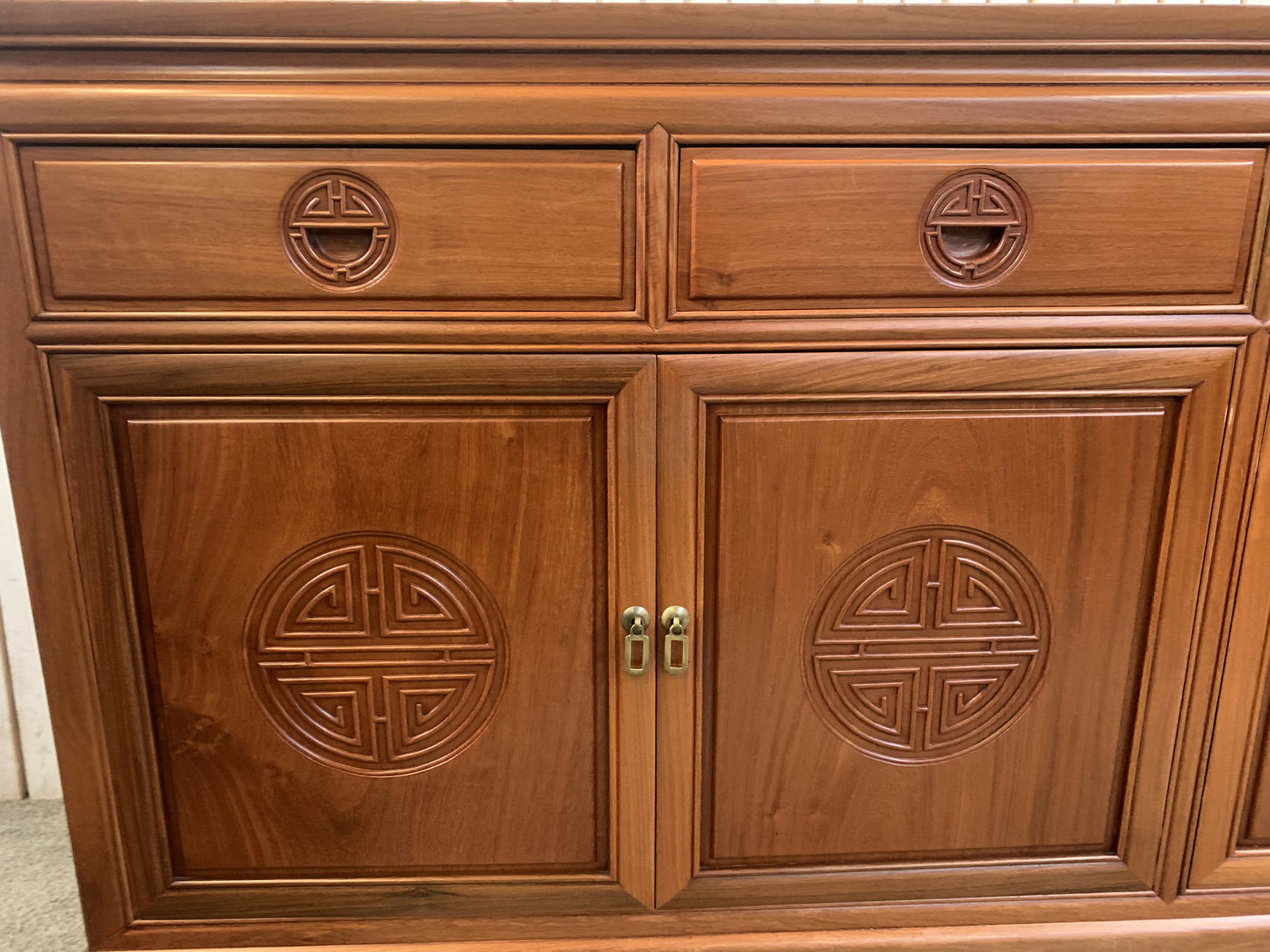 LARGE VINTAGE ORIENTAL CHINESE CARVED SOLID HARDWOOD SIDEBOARD