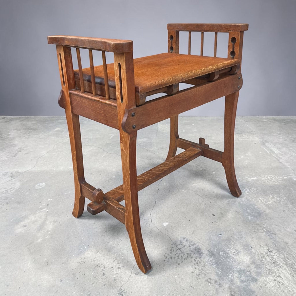 Arts and Crafts period adjustable stool