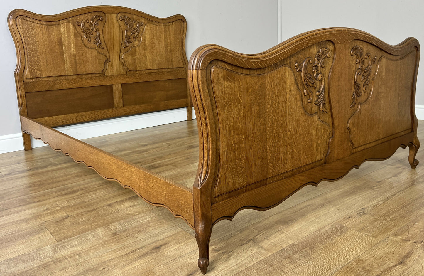 Bed Vintage French Louis XVI Double Bed Frame Oak Carved Headboard LOT 6459