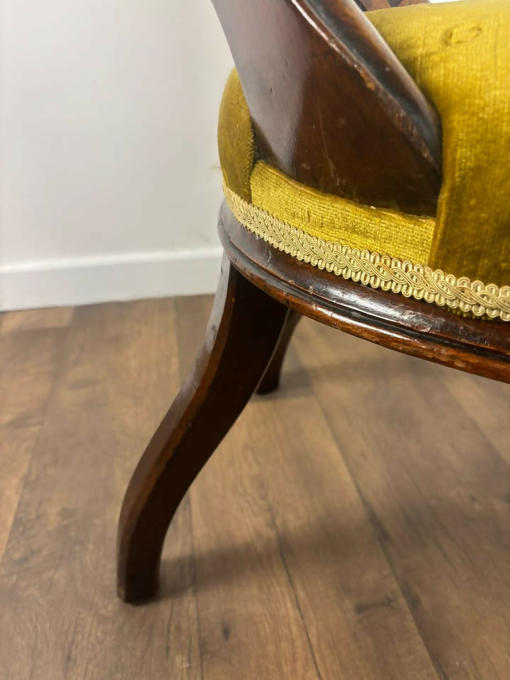 Victorian Spoon Back Upholstered Nursing Chair