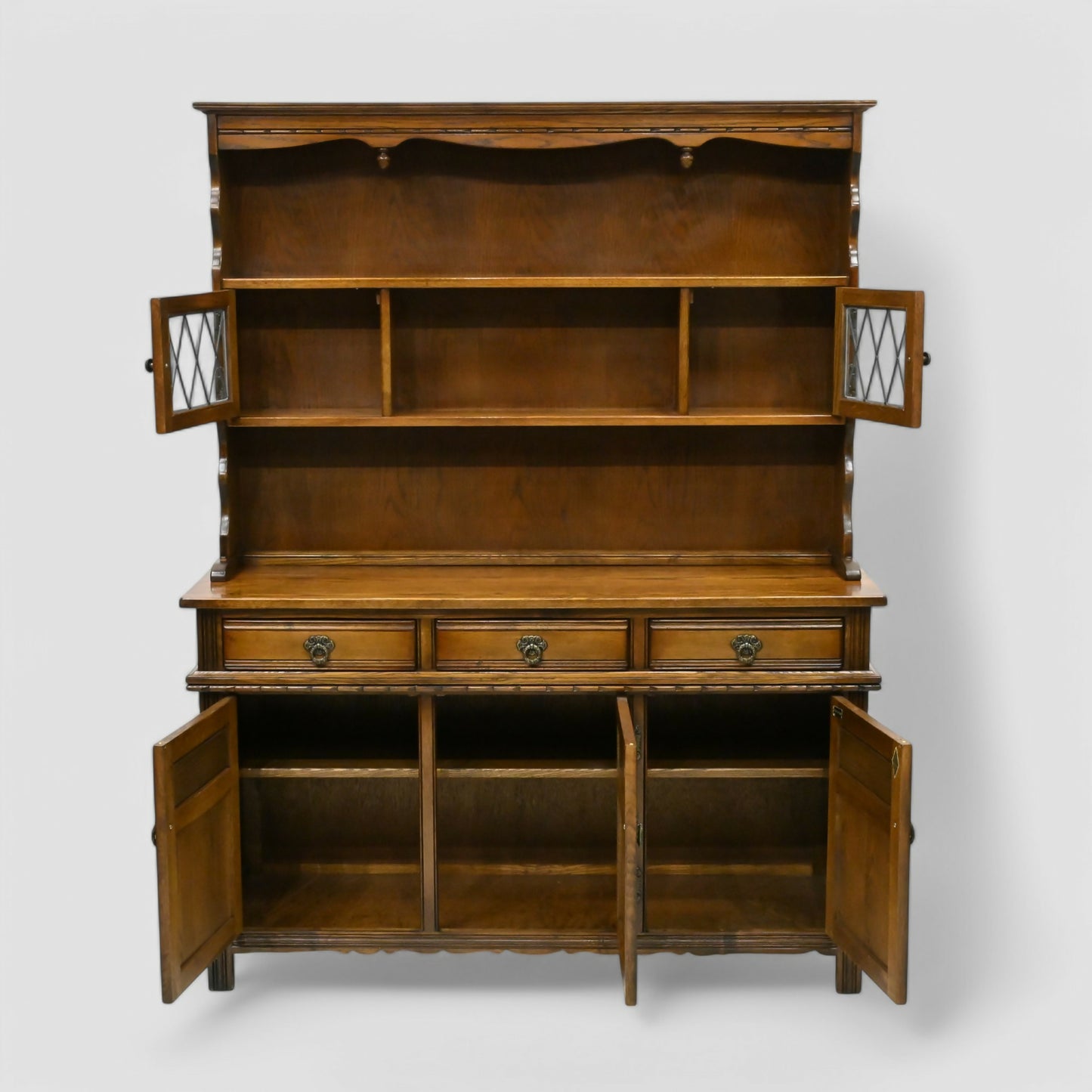 Old Charm Oak Dresser In Light Oak Finish Tudor Style 4ft 6" W FREE UK Delivery*. SBR10146/0303E