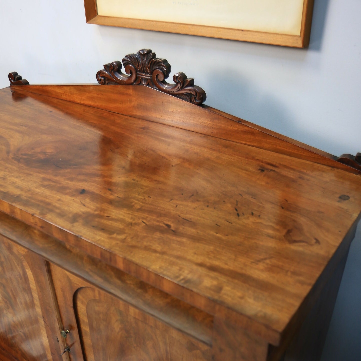 Antique Mahogany Chiffonier Sideboard Victorian with Fitted Interior.