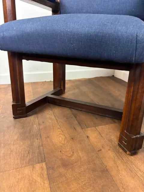 Georgian Mahogany Throne Arm Chair - From Ruthin Court House