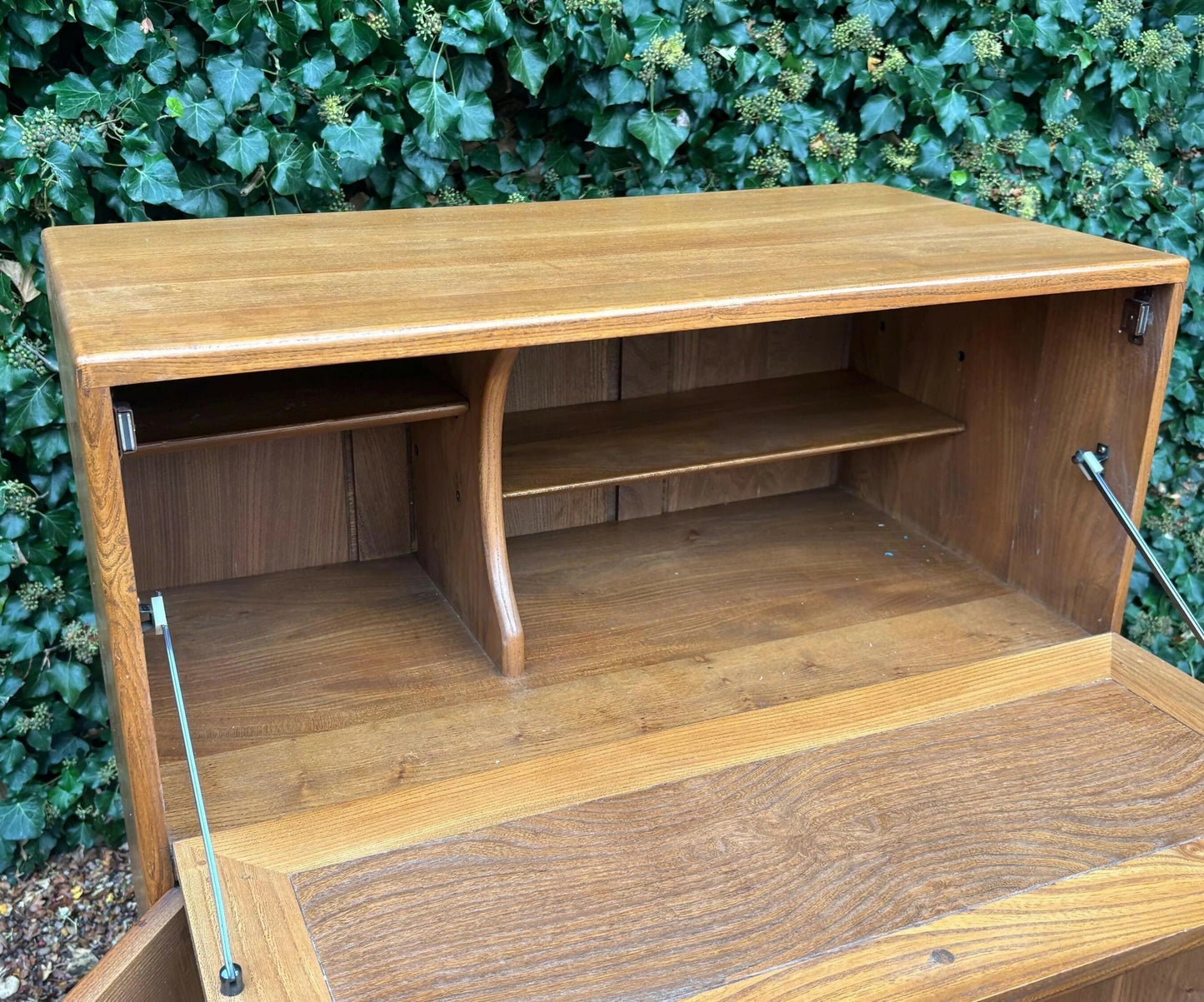 Mid Century Ercol 469 Elm Bureau Drinks Cocktail Cabinet