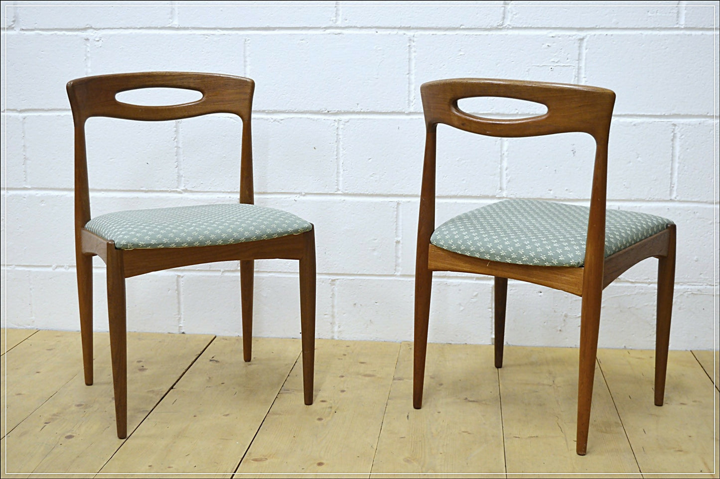 vintage dining chairs Johanes Andersen for Uldum Mobelfabrik teak mid century made in Denmark
