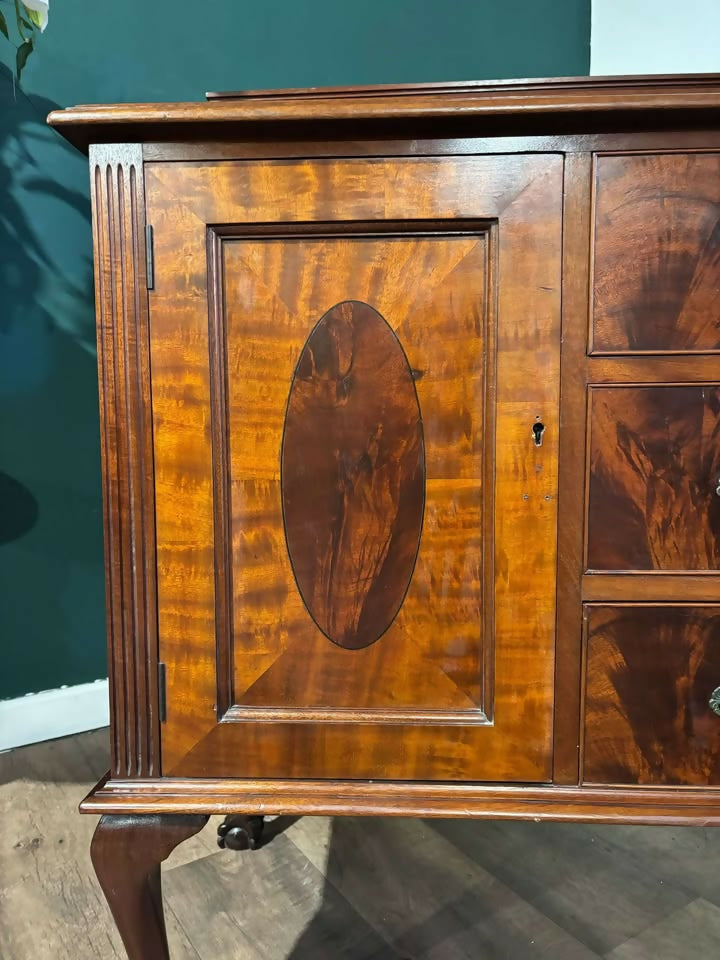 Vintage Mahogany Sideboard3