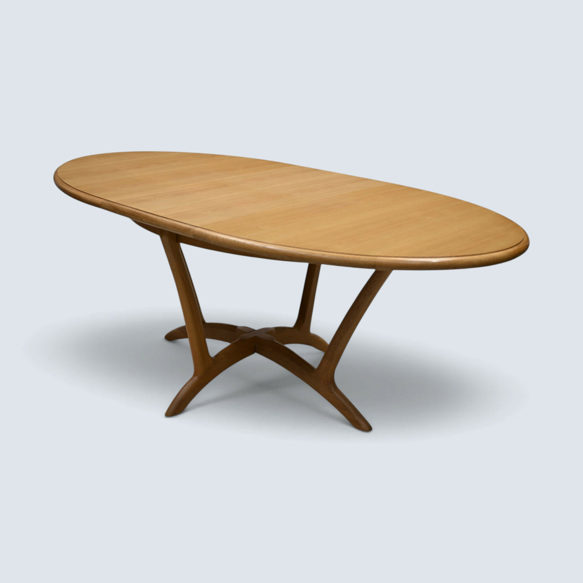 Winsor Stockholm WN218 Oak Oval Extending Dining Table FREE UK Delivery