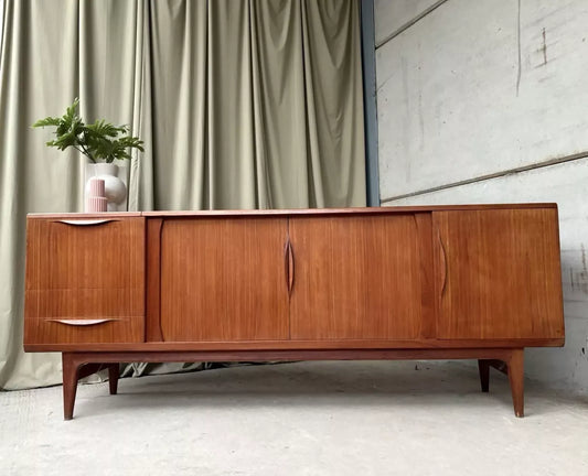 Vintage Mid Century Danish Large Teak Sideboard Drinks Cabinet