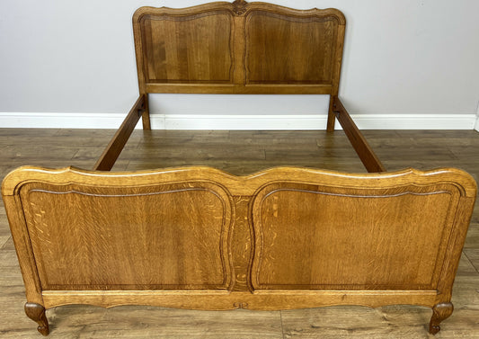 Bed Vintage French Louis Style Oak Double Bed Frame Carved Headboard LOT 6388