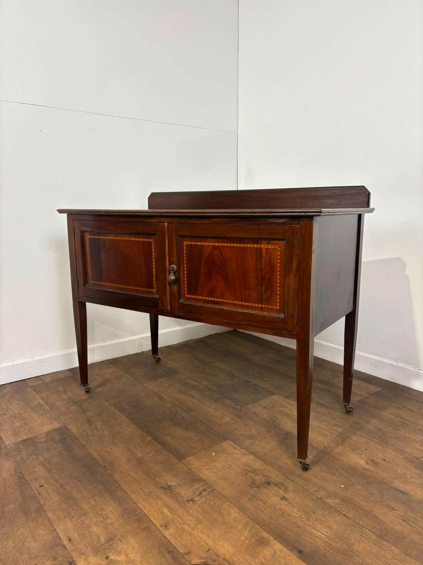 Edwardian Mahogany Inlaid Washstand