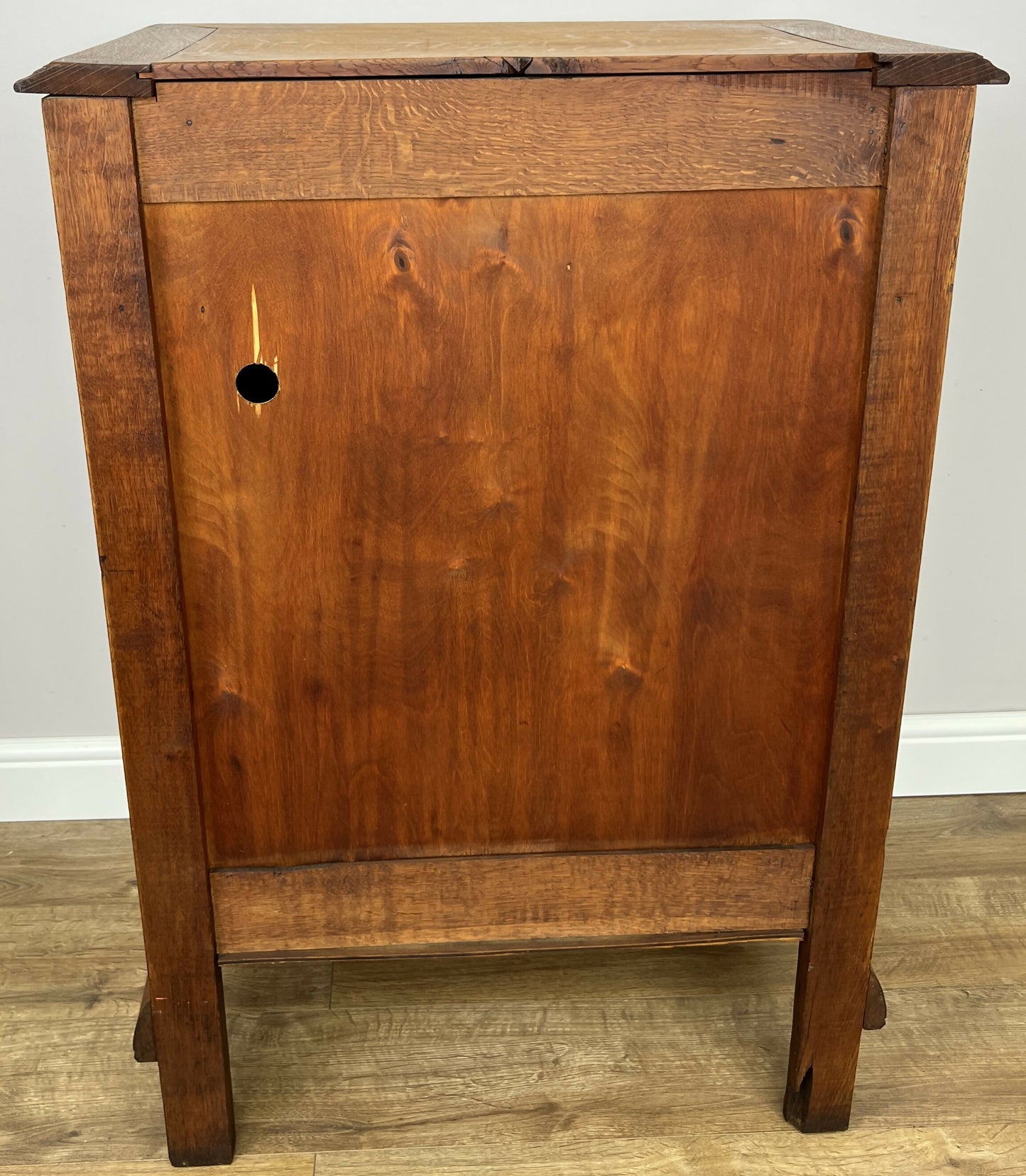 Cabinet Vintage French Style Oak Sideboard with Carved Cupboard LOT 6248