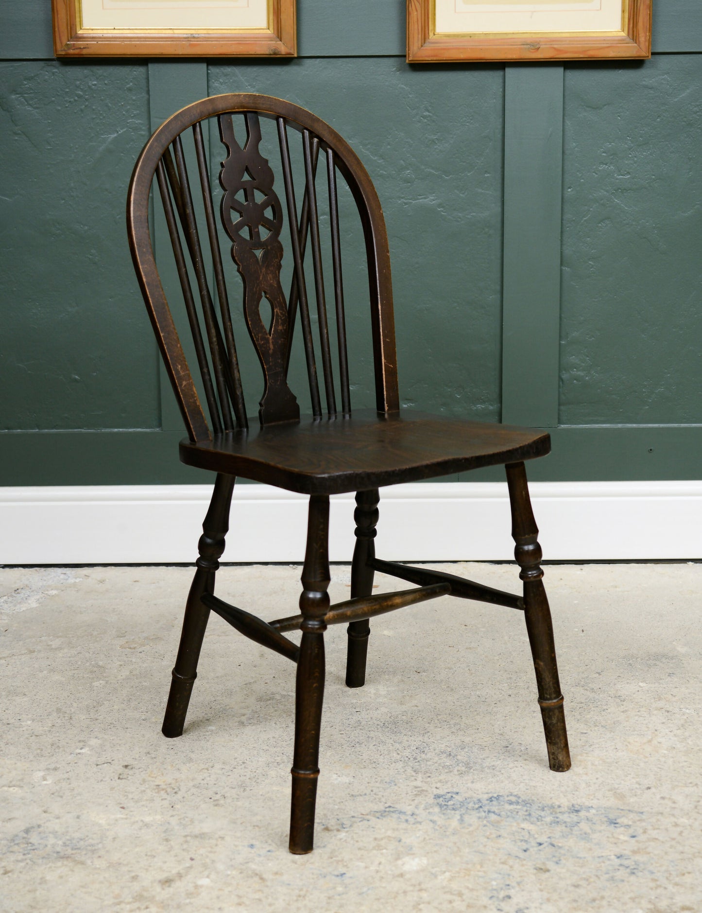 4 Elm & Ash Wheel back Windsor Dining Chairs