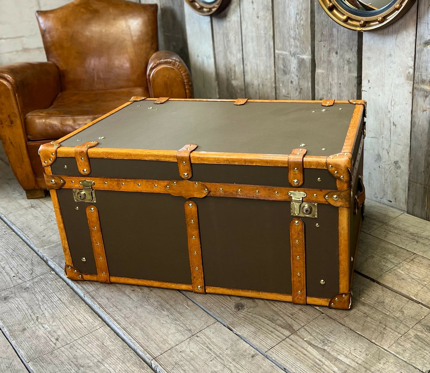 Olive storage box - custom handmade - luxury bespoke trunk - English handmade