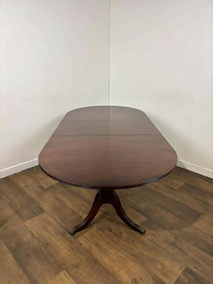 Vintage Mahogany Beresford & Hicks Extending Dining Table