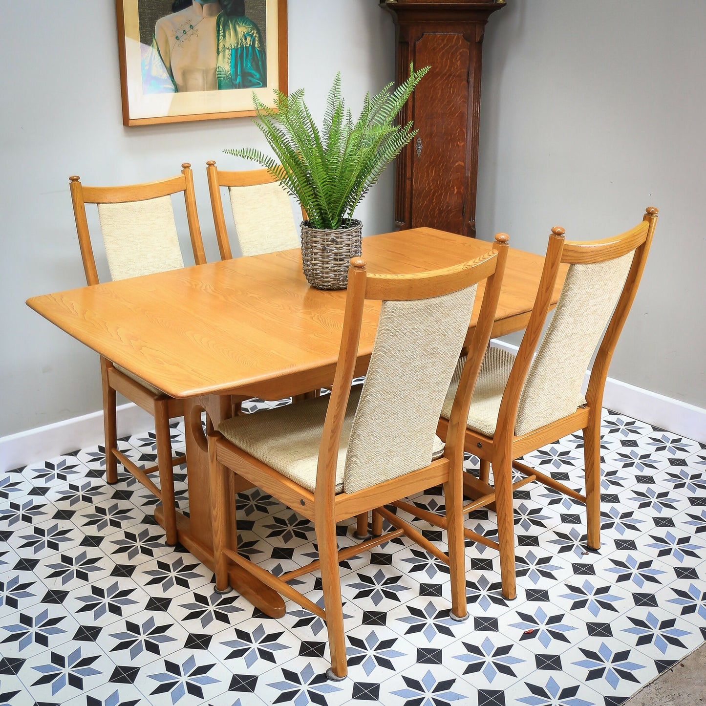 Ercol Windsor Large Extending Dining Table and Four Windsor Penn Chairs