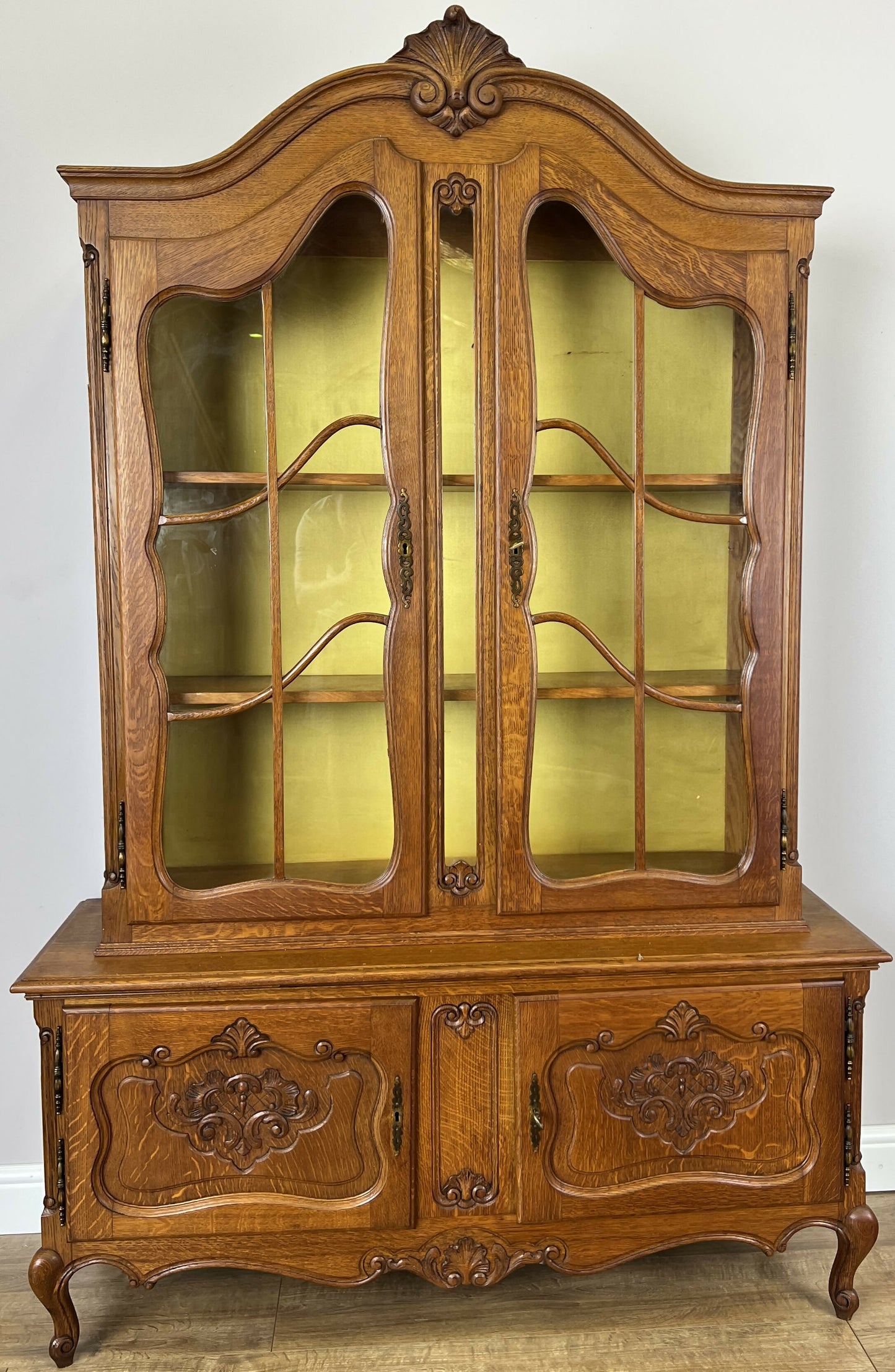 Bookcase Vintage French Louis XVI Oak Display Cabinet Carved Sideboard LOT 6282