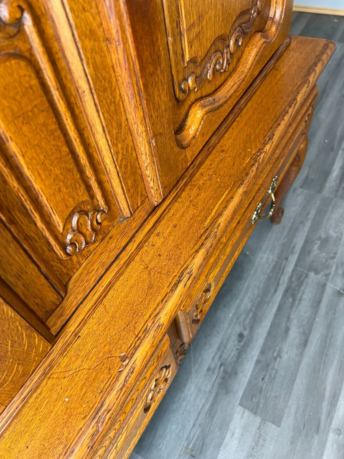 Cabinet Vintage French Louis XVI Oak Carved Sideboard with Drawers LOT 4015