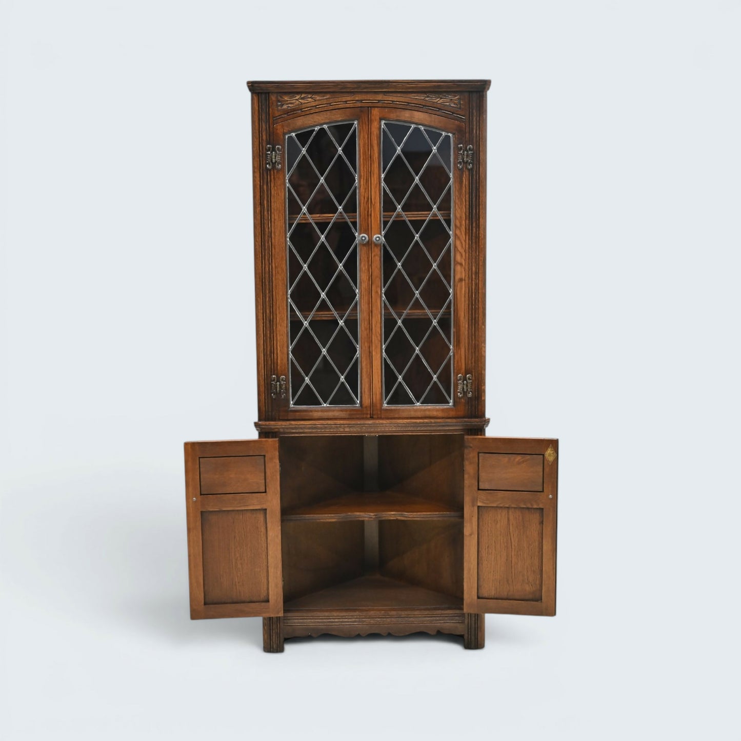 Old Charm Corner Display Cabinet with Leaded Glass Light Oak FREE UK Delivery*