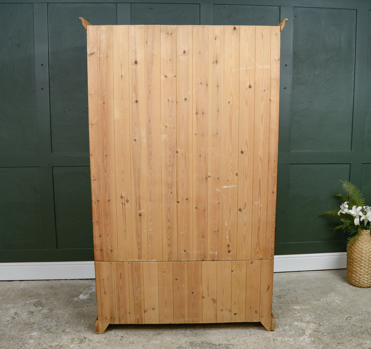 Victorian Style Pine Double Wardrobe with Drawers - Modern