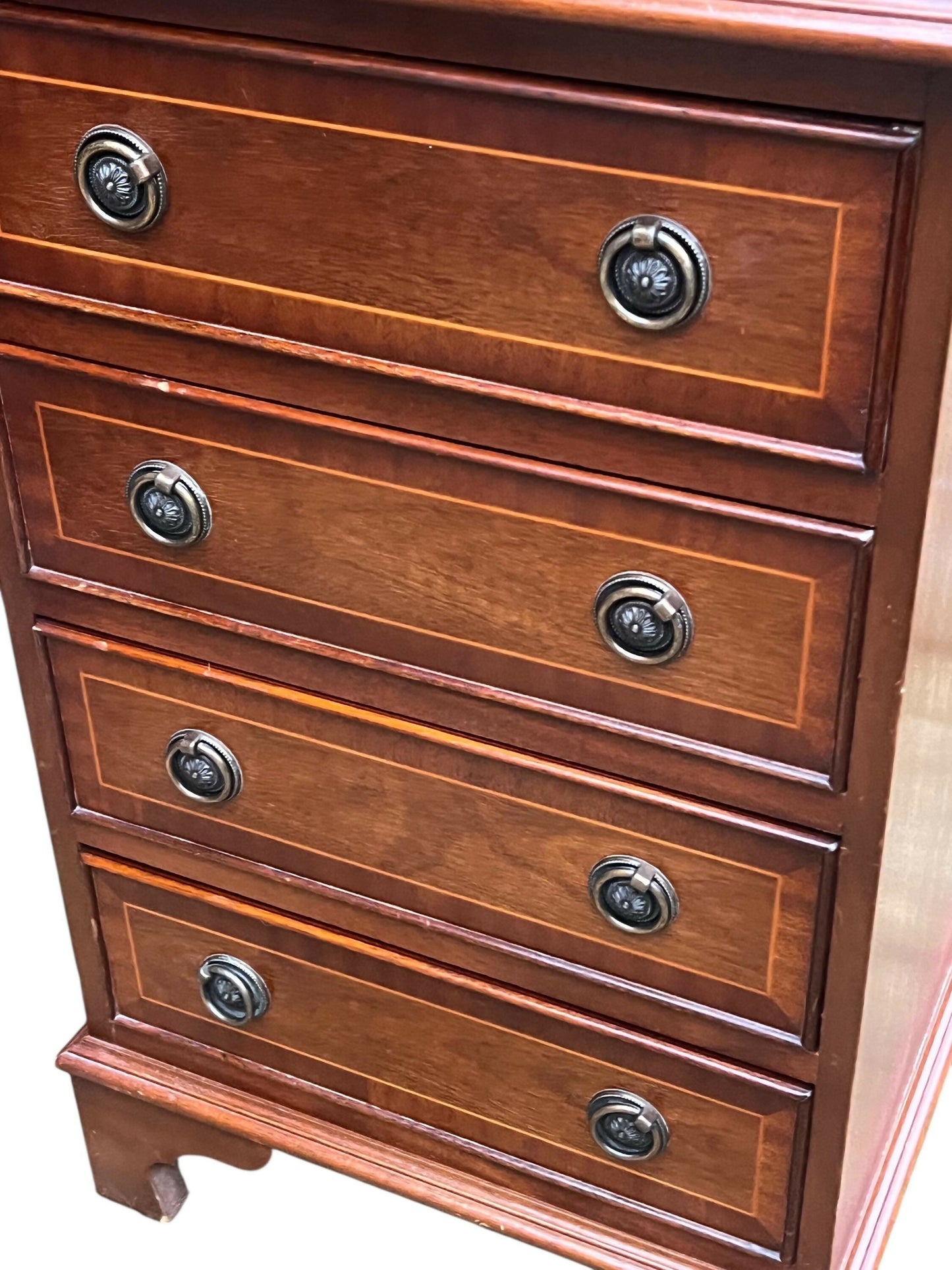 Vintage Georgian style Mahogany chest of drawers / bedside table priorandpender 5 out of 5 stars