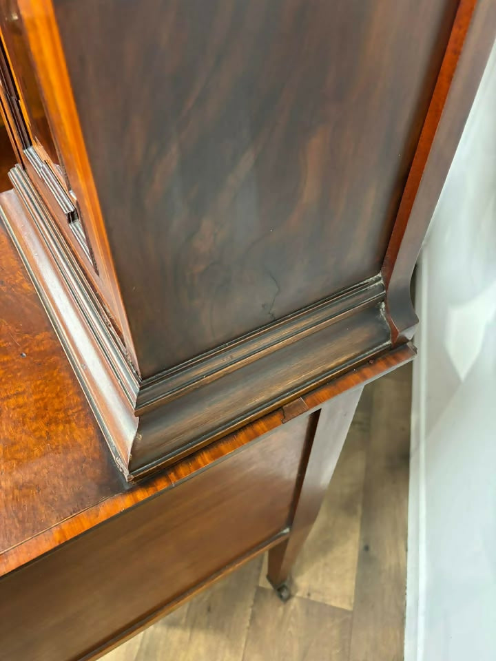 Edwardian Inlaid Mahogany Dressing table