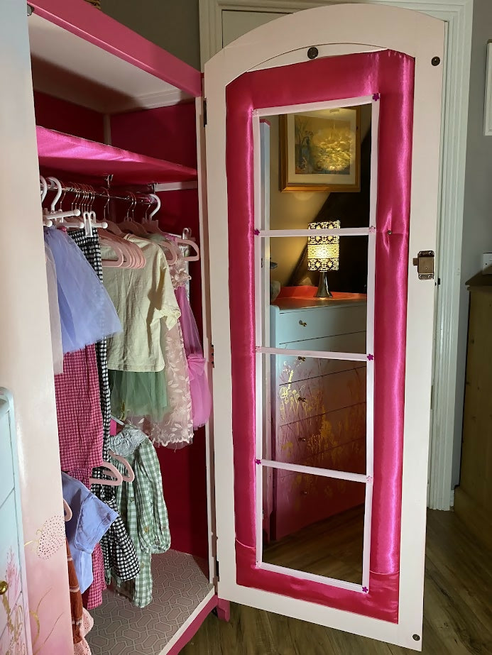 Harris Lebus Bedroom Suite - Wardrobe, Chest of Draws, Night Stand