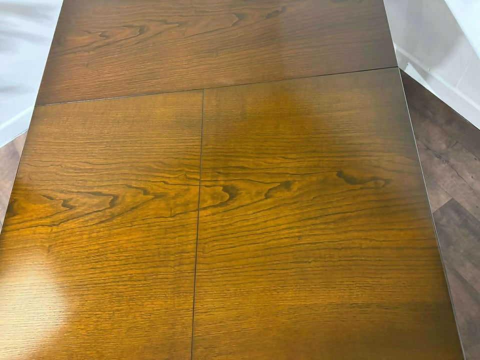 Large Extending Oak Draw Leaf Table