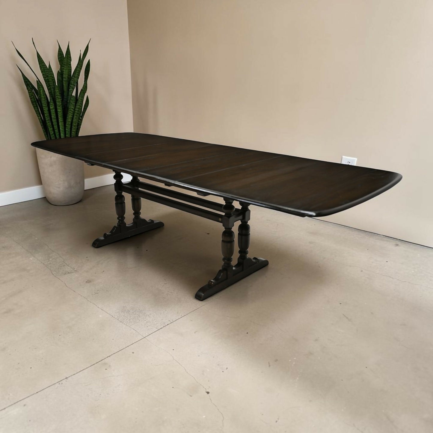 Ercol Dorchester Extending Dining Dark Finish Seats 8 to 10 FREE UK Delivery
